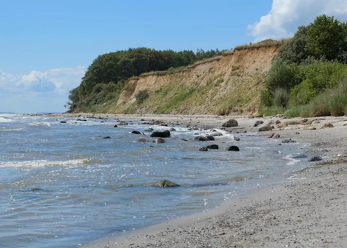 Storchennest Haushaelfte Feriehus Grömitz